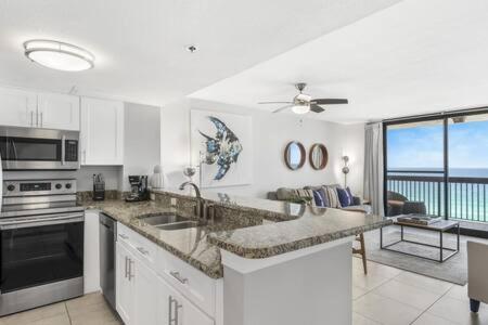 The Oyster By Brightwild-Beachfront Condo เดสติน ภายนอก รูปภาพ